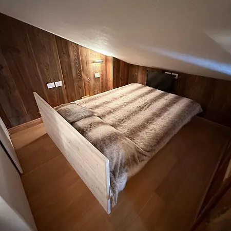 شقة Di Montagna In Puro Stile بيريوِل تْشيرفينيا